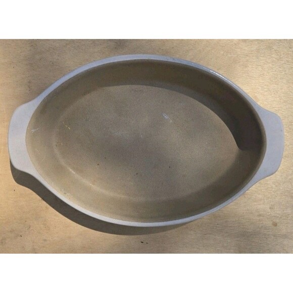 Pampered Chef New Traditions Small Vanilla Stoneware 9.5" Oval Baker Baking Dish - Picture 2 of 10